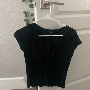black buttoned crop top